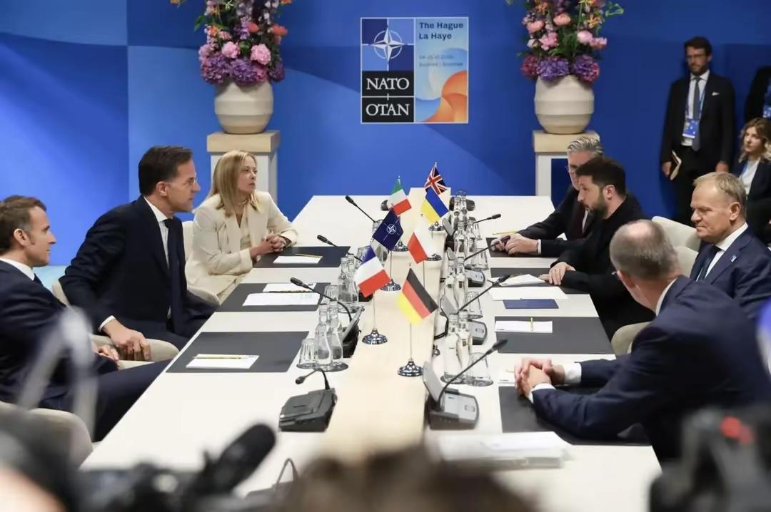 欧洲联军进驻乌克兰之日，就是冲突升级之时。乌克兰和平谈着谈着开始变味了，泽连斯基