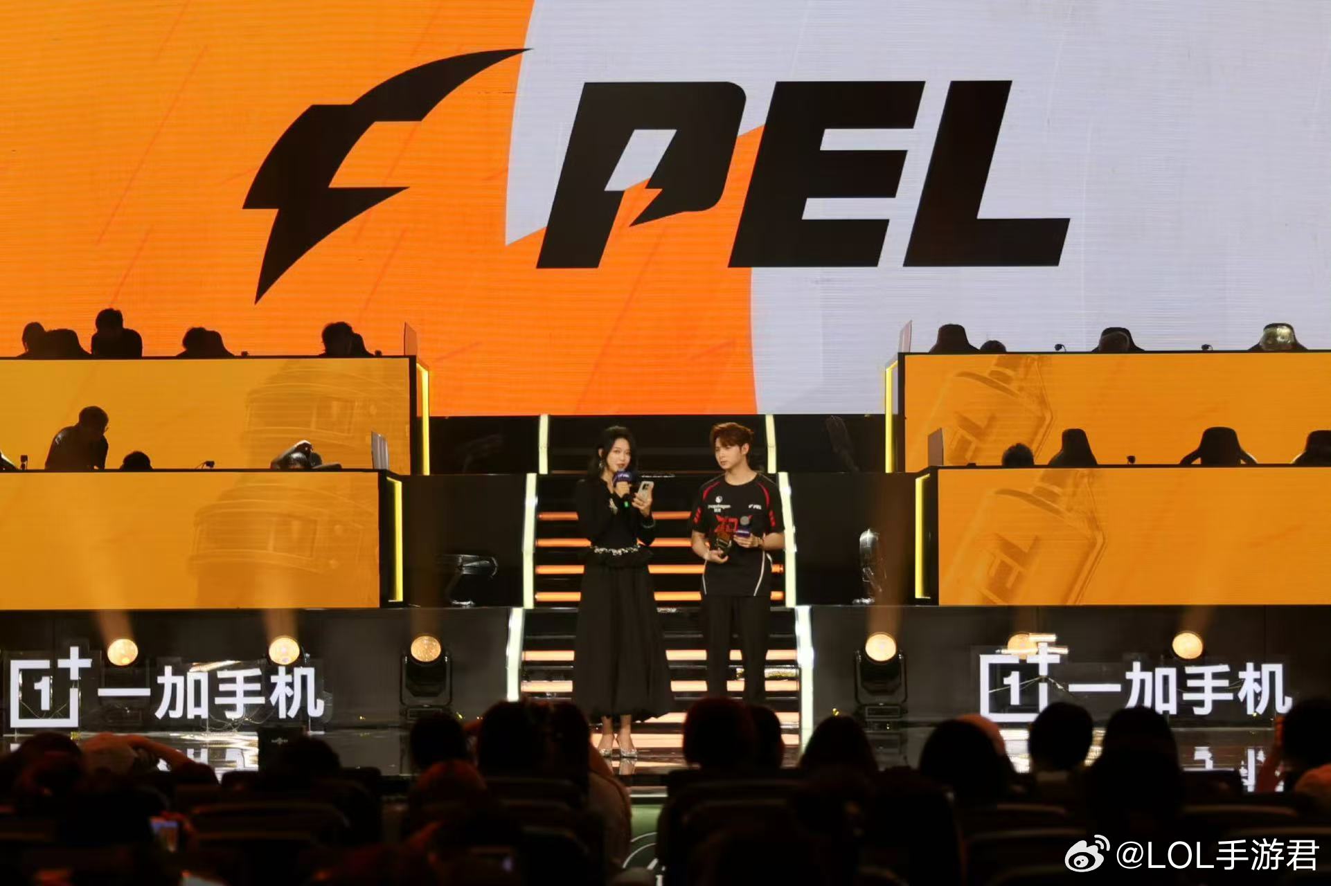 伞兵是第一也是唯一PEL三千淘汰的大门由伞兵打开，纪录由他亲自创造，他稳居联赛榜