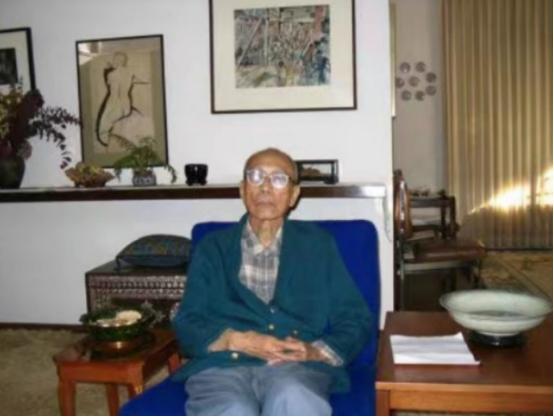 1940年，华罗庚在西南联大讲课，台下23岁的钟开莱皱起了眉。第二天，他把10页