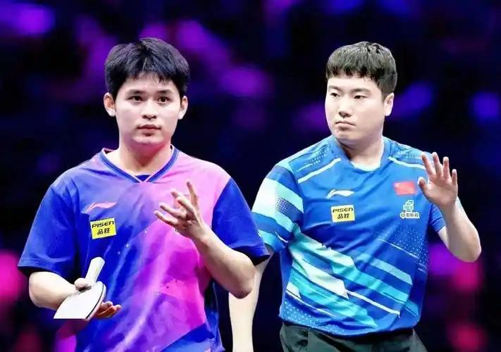 林诗栋/梁靖崑、覃予萱一轮游!
1月16日凌晨，WTT球星挑战赛多哈站结束了正牌