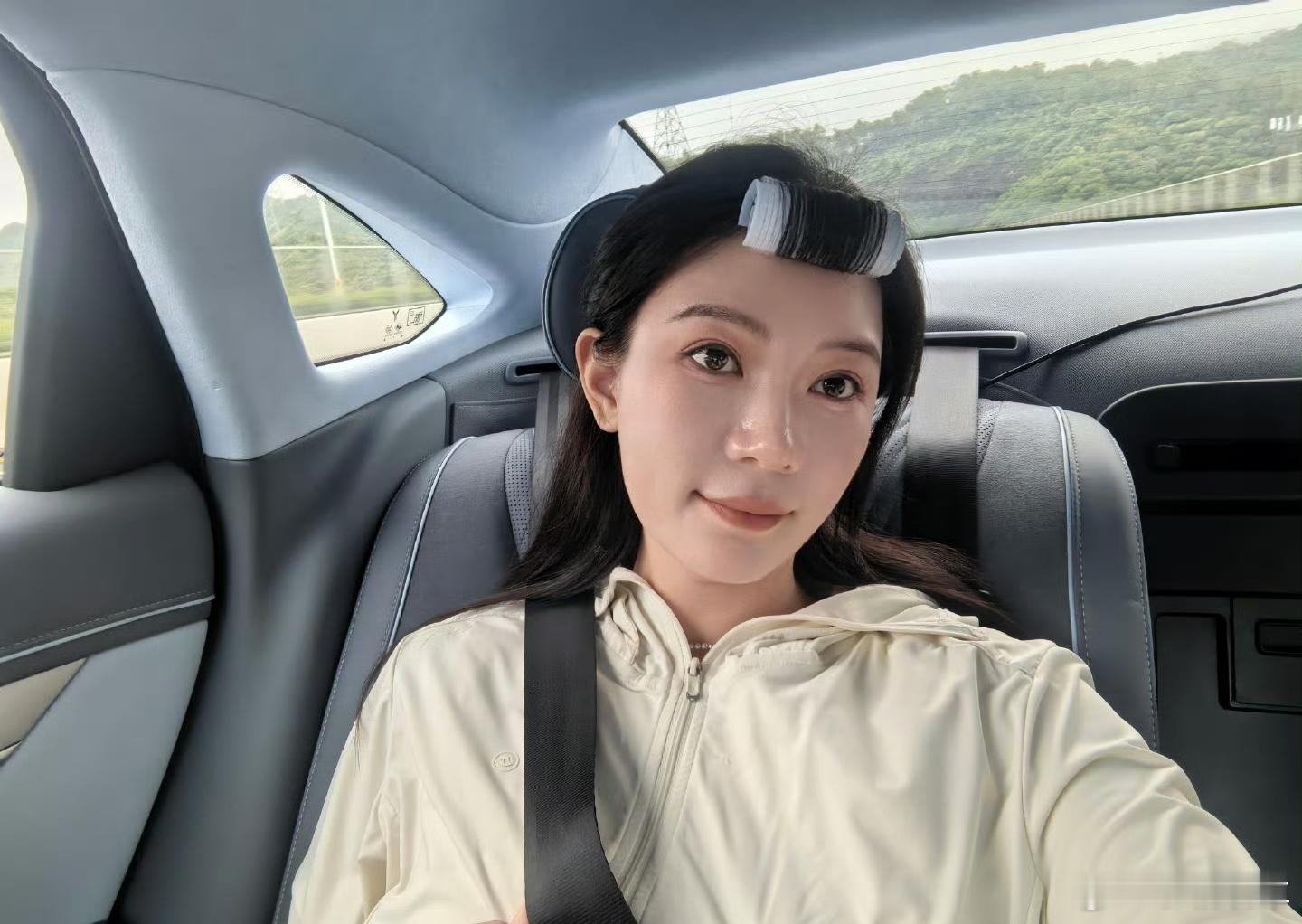 早安，你给我说早安说不定我会给你早安惊喜！ ​​​