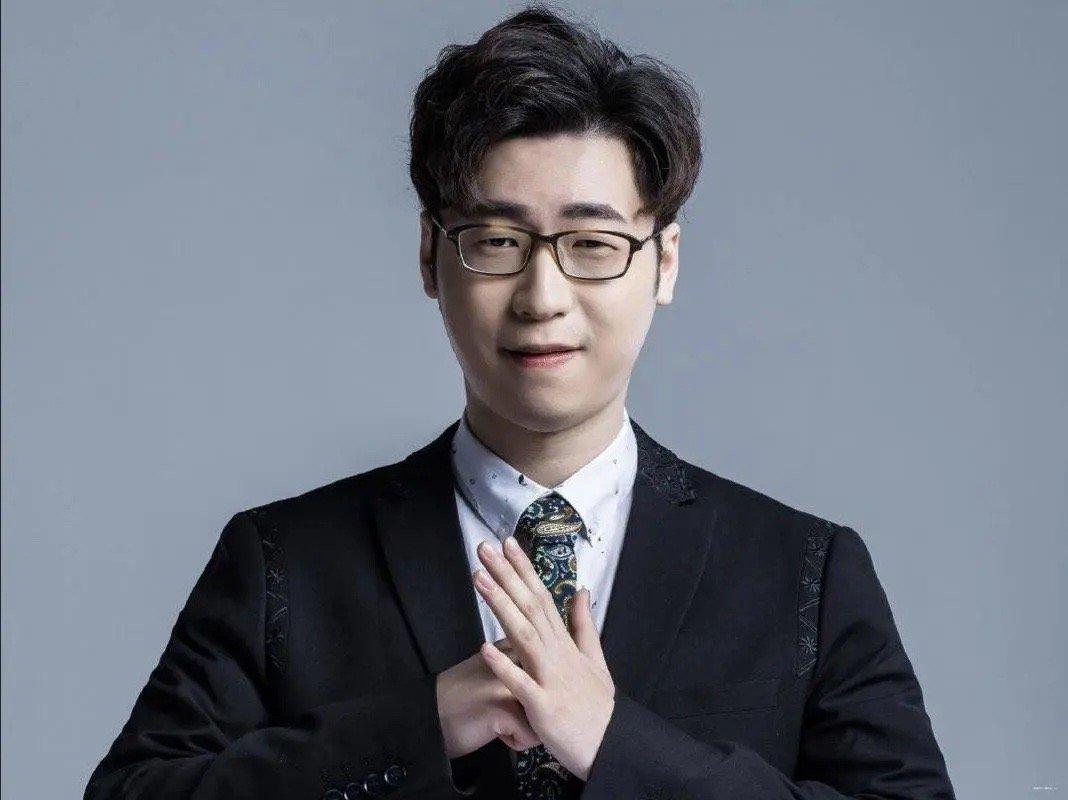 业务拉满！王多多：今夜解说奥运会男足项目 当天下午会解说LPL[哆啦A梦吃惊]L