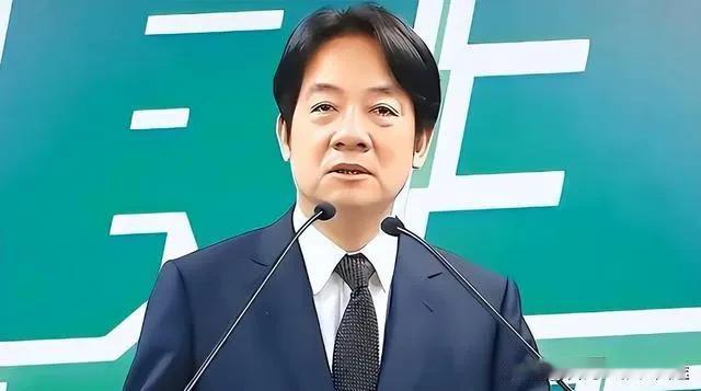 “清德清光了，台湾剩下什么？”？赖清德支持率暴跌，民进党内部崩盘！
 
最近，台