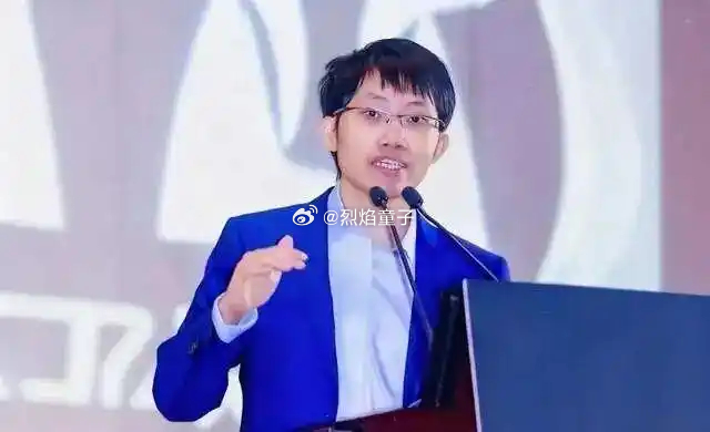 梁文锋为何不做超级APP 当下绝大多数 AI 同行都在拼命抢占 C 端流量，争相