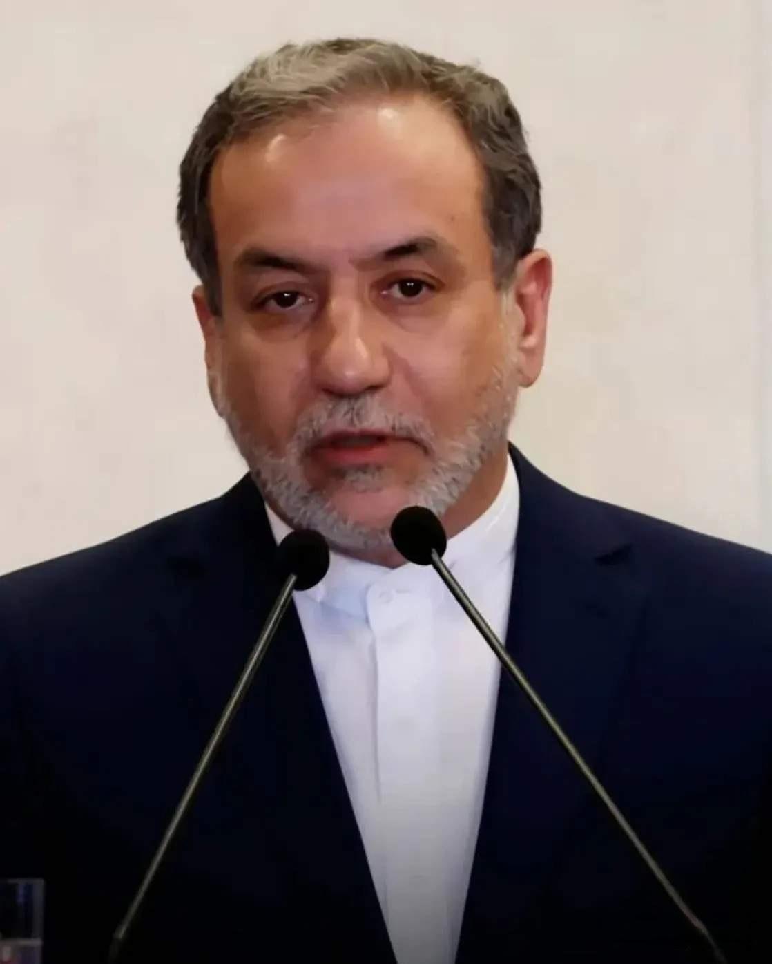 伊朗传来消息
2026年4月19日，伊朗突然宣布：霍尔木兹海峡，关了！就因为美国