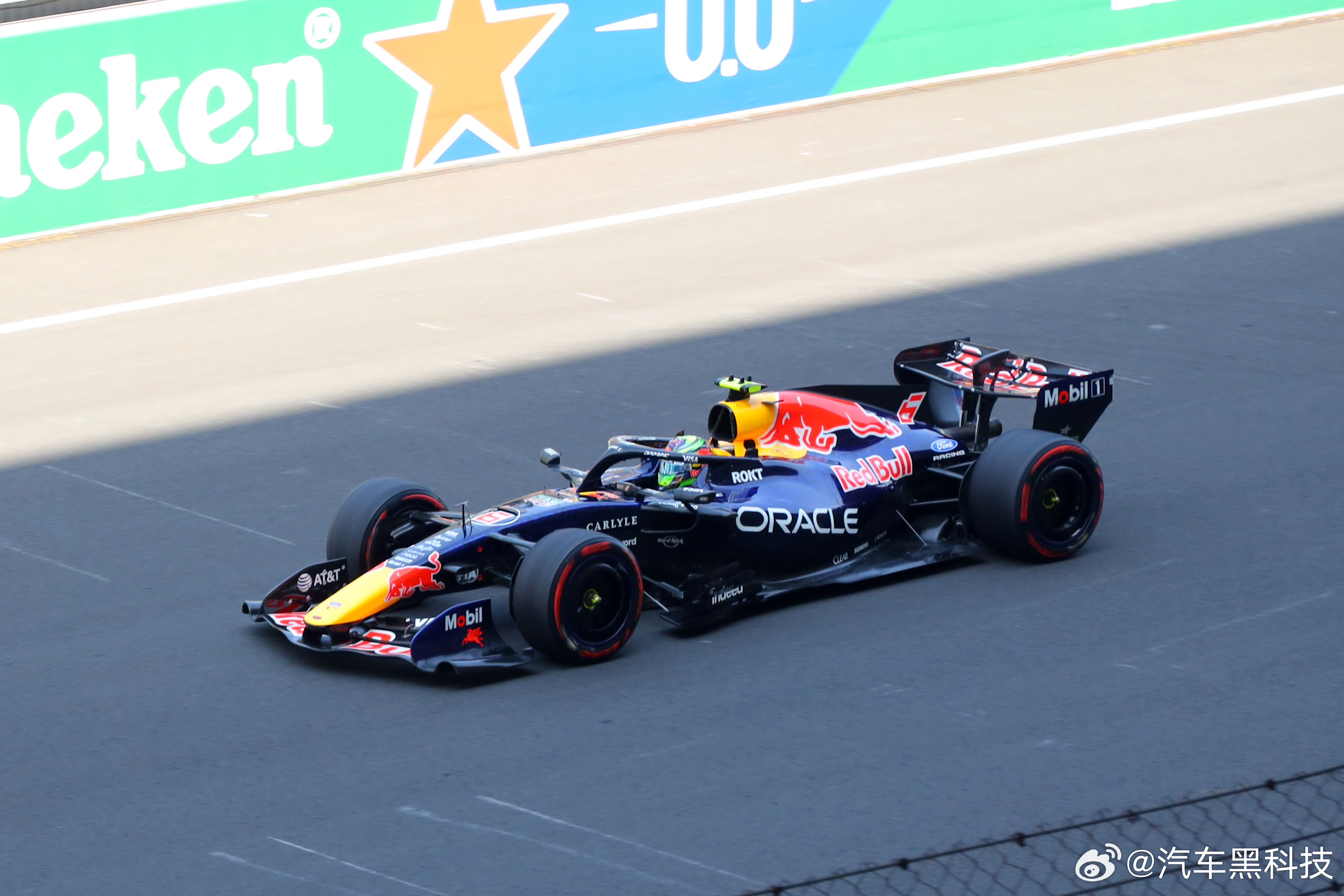 2026入坑f1刚刚好你最爱的品牌参加F1了吗 今天F1上海站练习赛，小黑拍了几