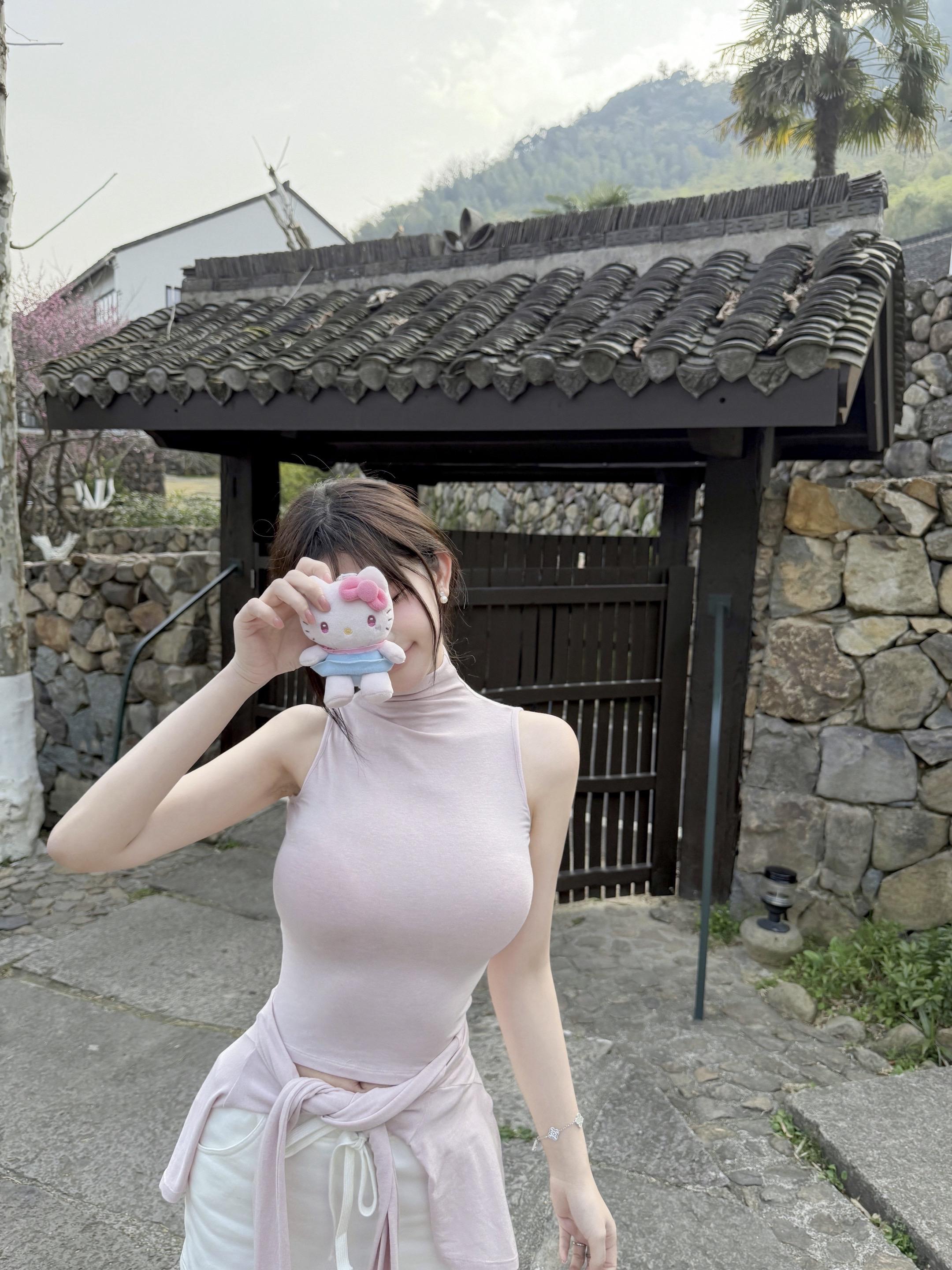 挺喜欢你的 等我统治地球后会把你留下。