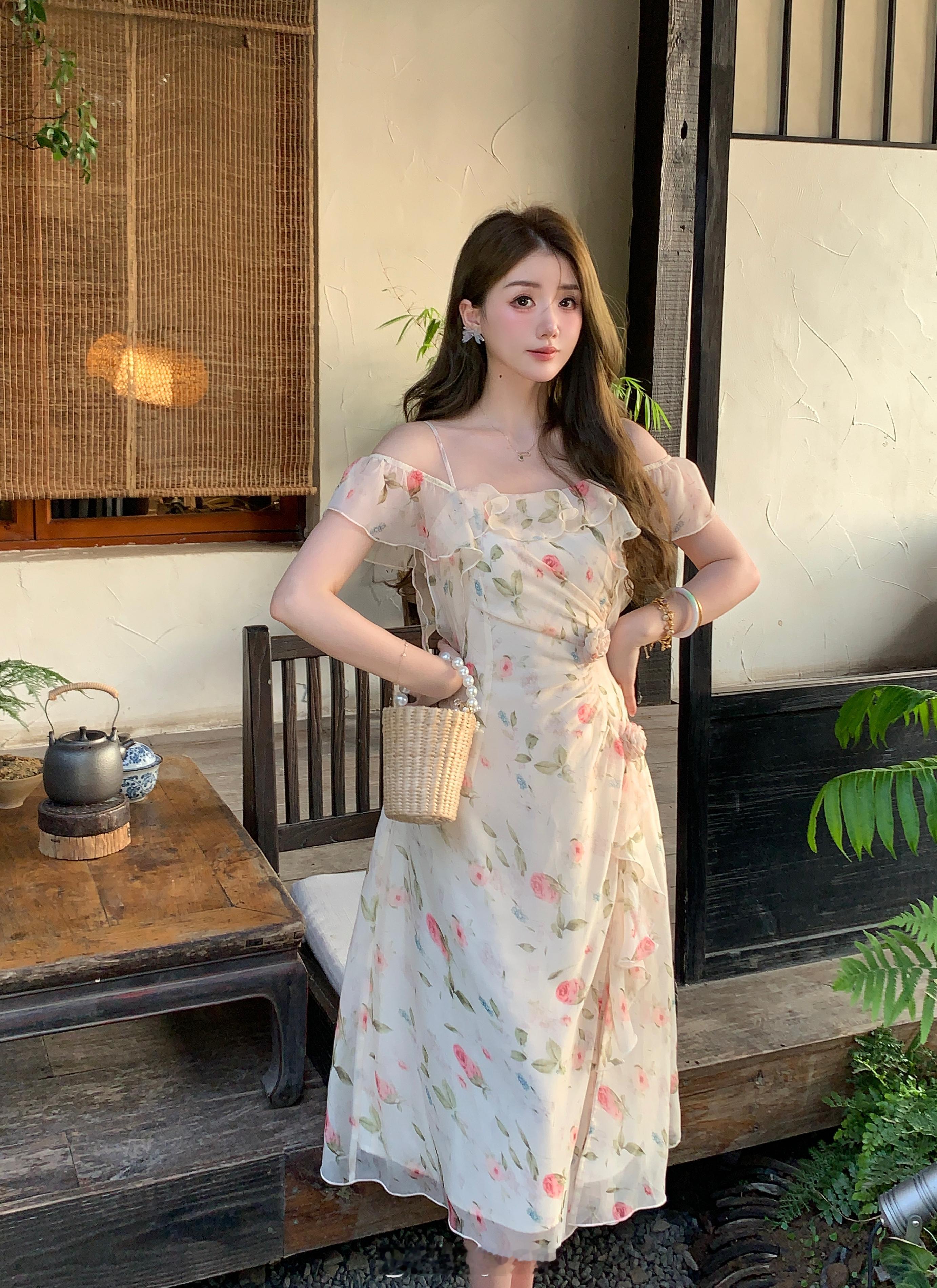 夏日里的一抹温柔🌸☀️ ​​​