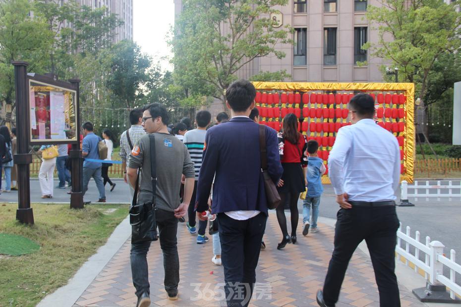 50多岁还在外打工，超龄人员也有保障，工伤、权益新规全部讲明白
 
很多年过五十