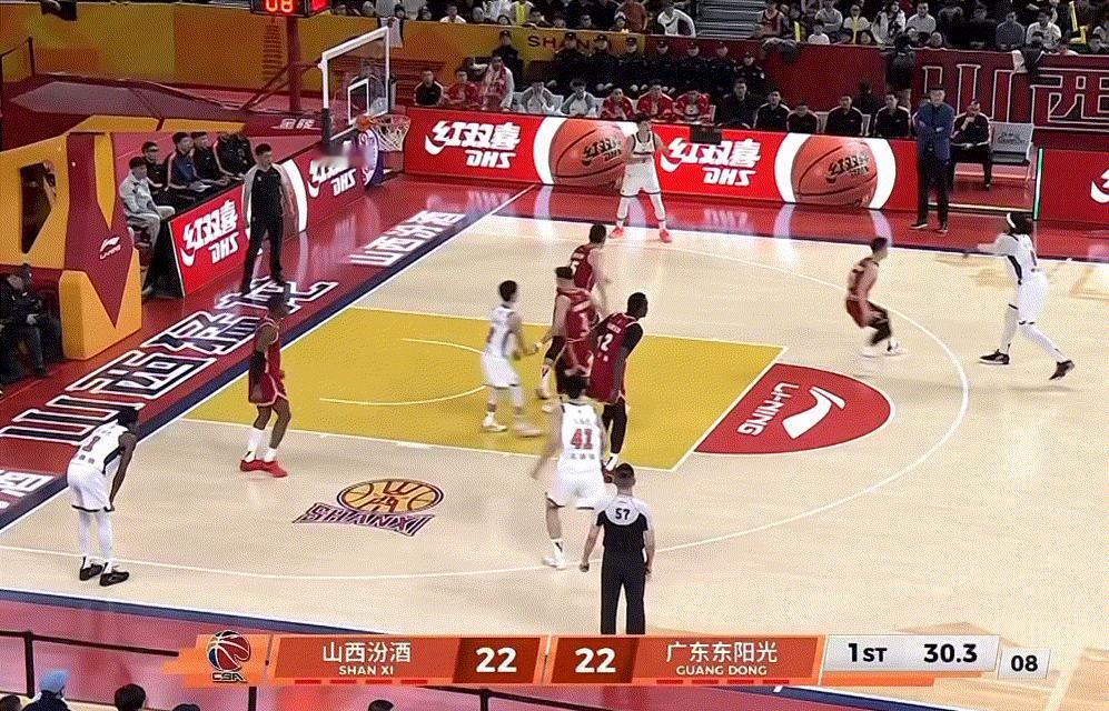 今日份小老虎：陈家政6分1助攻，王洪泽4分3篮板，黄明依1篮板。山西男篮vs广东