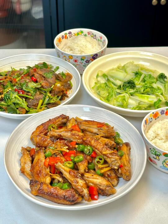 🥣 打工人的晚餐