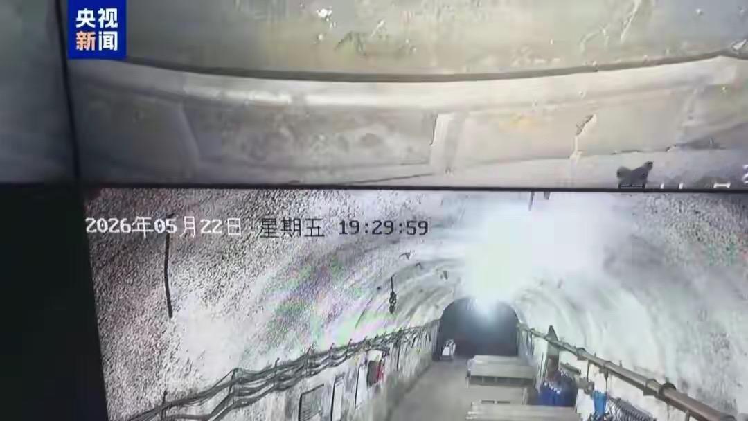 山西煤炭多，这跟它的地质历史脱不了干系。在远古时期，山西这片土地气候温暖湿润，森