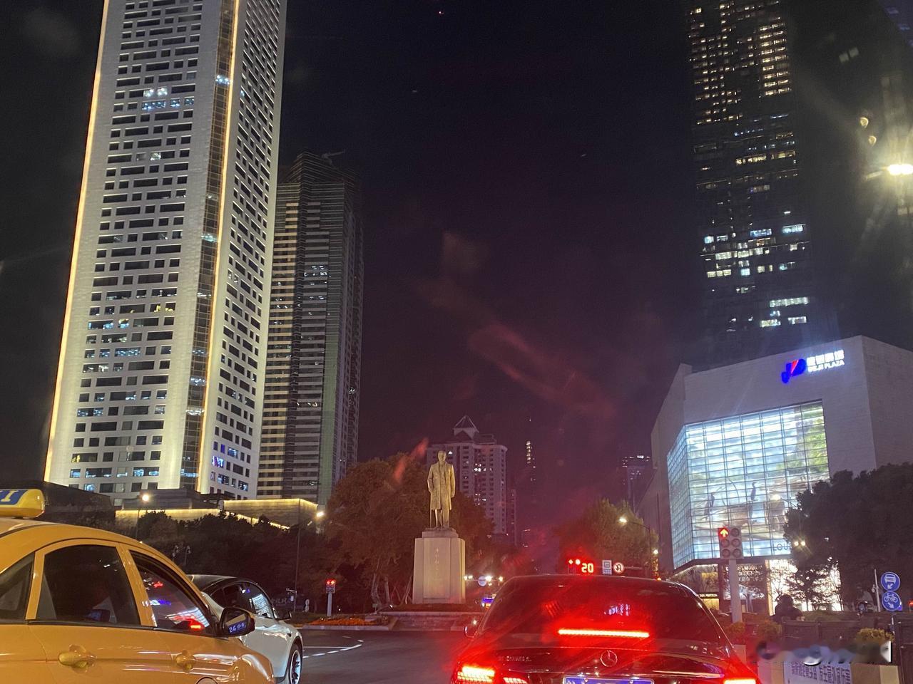 兜里有钱，爱人孩子在身边，父母康健