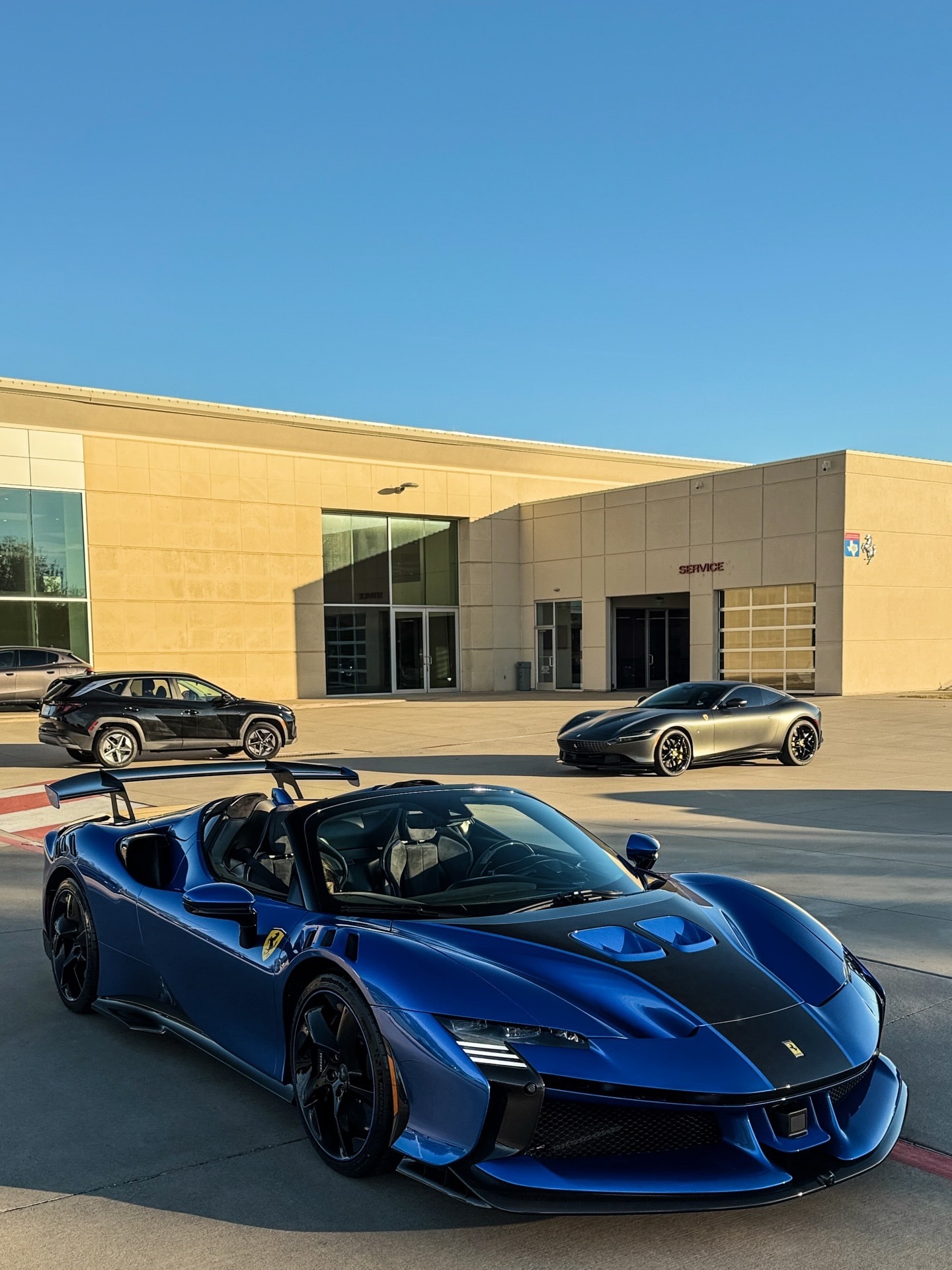 定制版法拉利SF90XX Spider。这是我觉得，颜色的最好看的SF90XX之