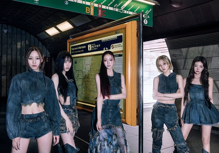【Twi】ITZY  CONCEPT PHOTO3 2/2，💿 ALBUM R