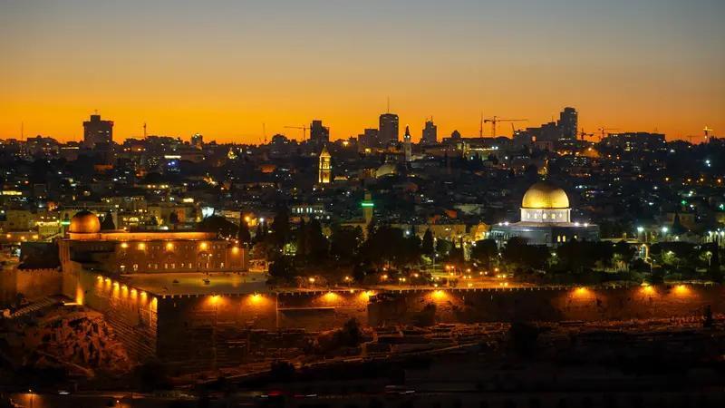 《 以色列与伊朗矛盾激化，中东火药桶再燃 》
以色列近期对伊朗在叙利亚等地的目标