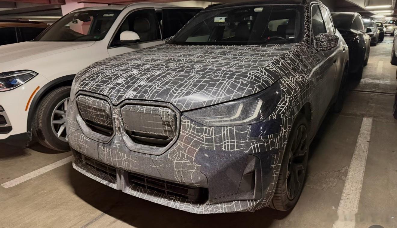 宝马X3伪装版来了我看外观变化不大呀！难道是性能版嘛 北京