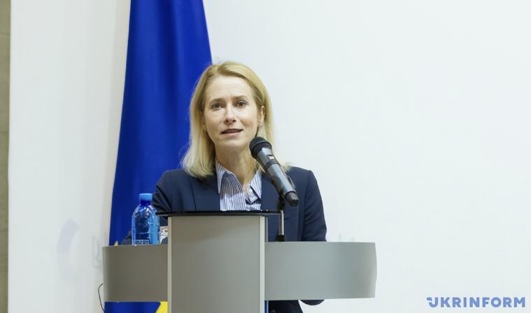 泽连斯基放弃加入北约后，大俄发话：敢入约、西方敢驻军就打。12月14日，乌克兰总