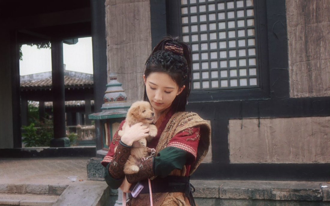 冷飒只是拓跋婼的保护色！其实是慢热！彭雅琦好棒好棒演的