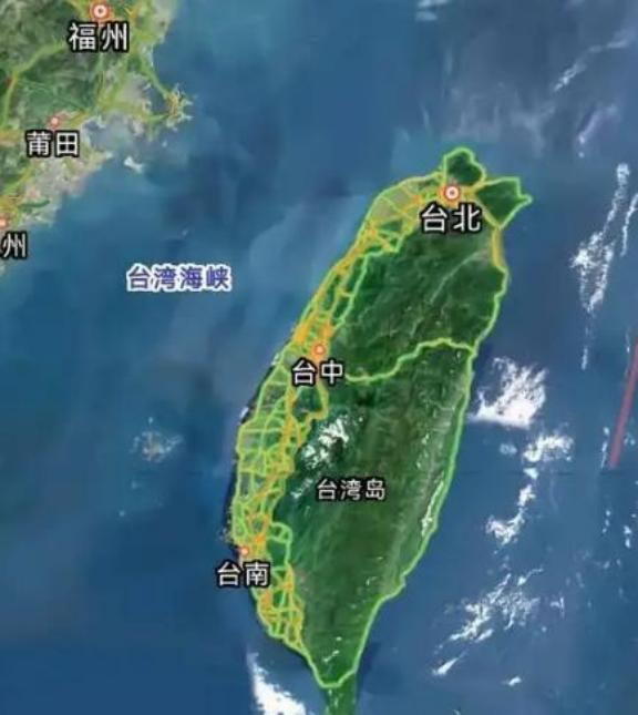 [微风]这下终于明白，中国为什么不趁机收回台湾了，说白了不是大陆不想，而是背后牵