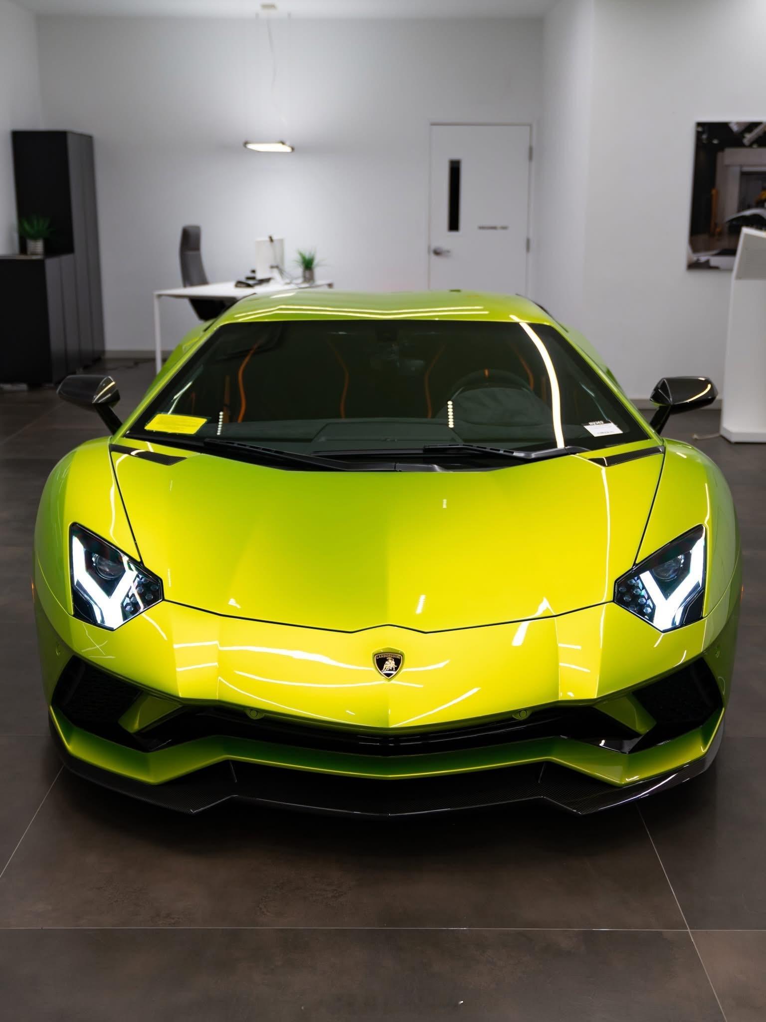 兰博基尼的设计永远不会过时2022年的上一代大牛Lamborghini Aven