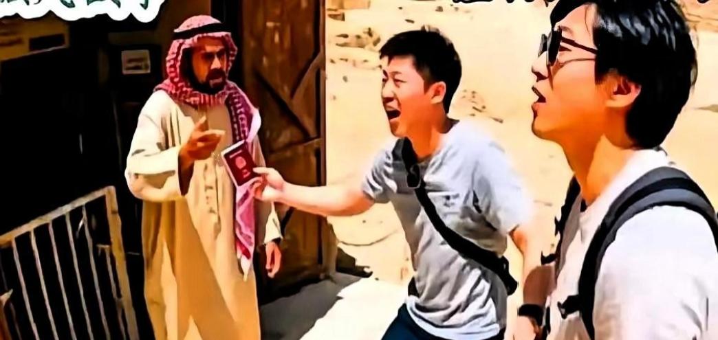 俩日本人，在埃及景区逃票被抓，脱口而出，用英文喊：“我们是中国人。”

埃及进入