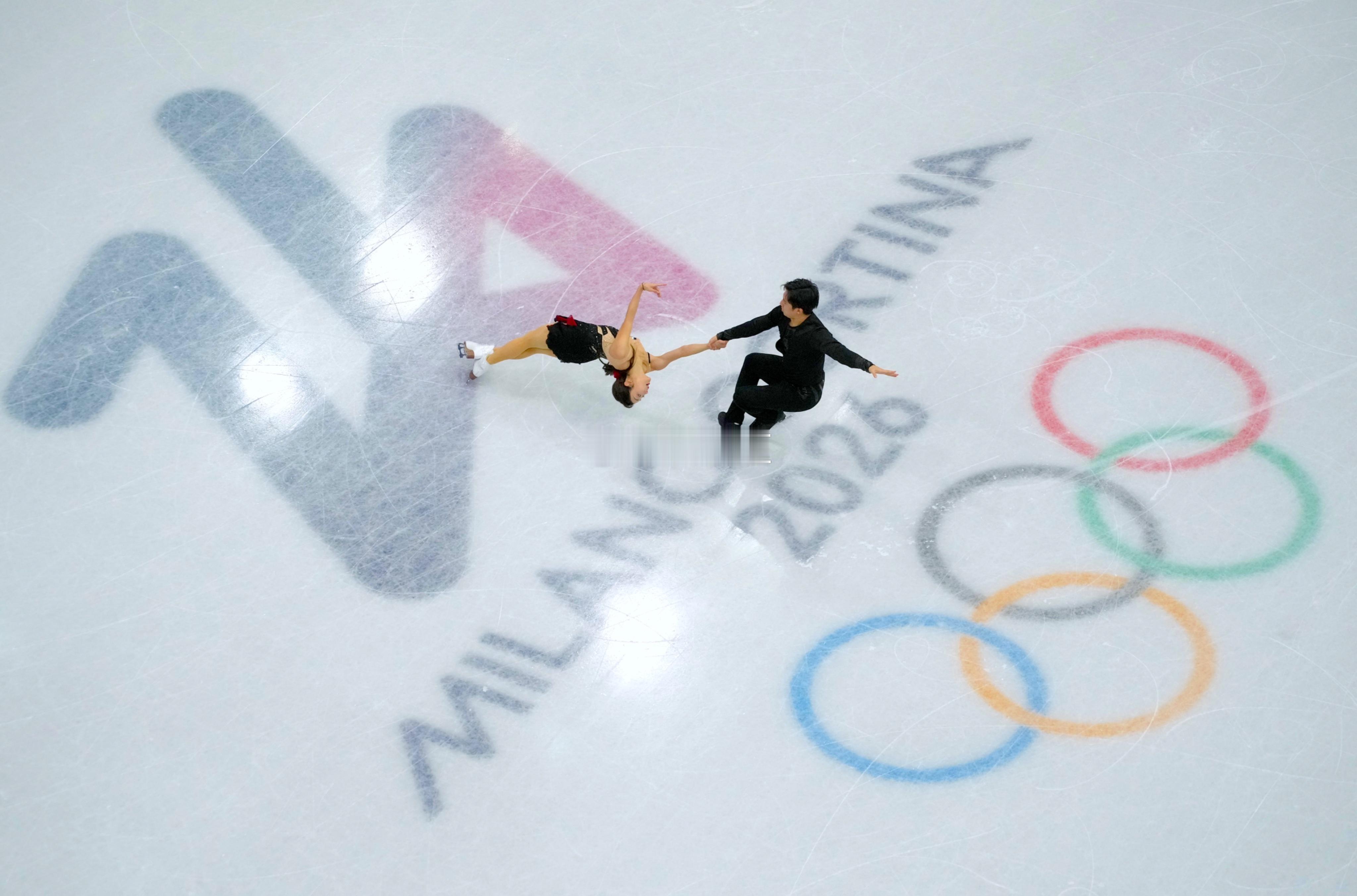 ⛸️🇨🇳奥运冠军隋文静/韩聪在短池比赛中获得第6️⃣北京冬奥会🏅之后退役，