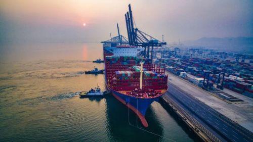 为什么急着打通出海口？其实通过大连港也挺好。因为图们江出海口，太浅，冬天结冰，不