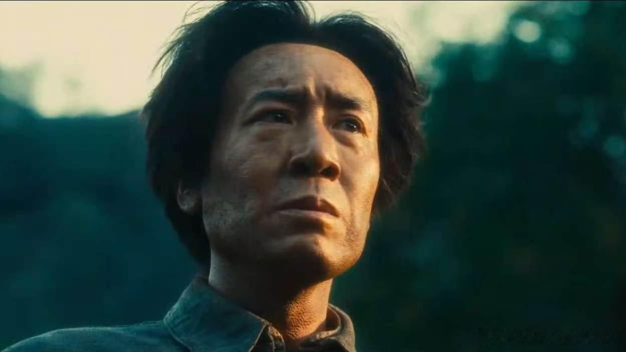 于和伟身上有当下演员行业里越来越稀缺的一种品质：对所有角色都百分百用心，无论戏份