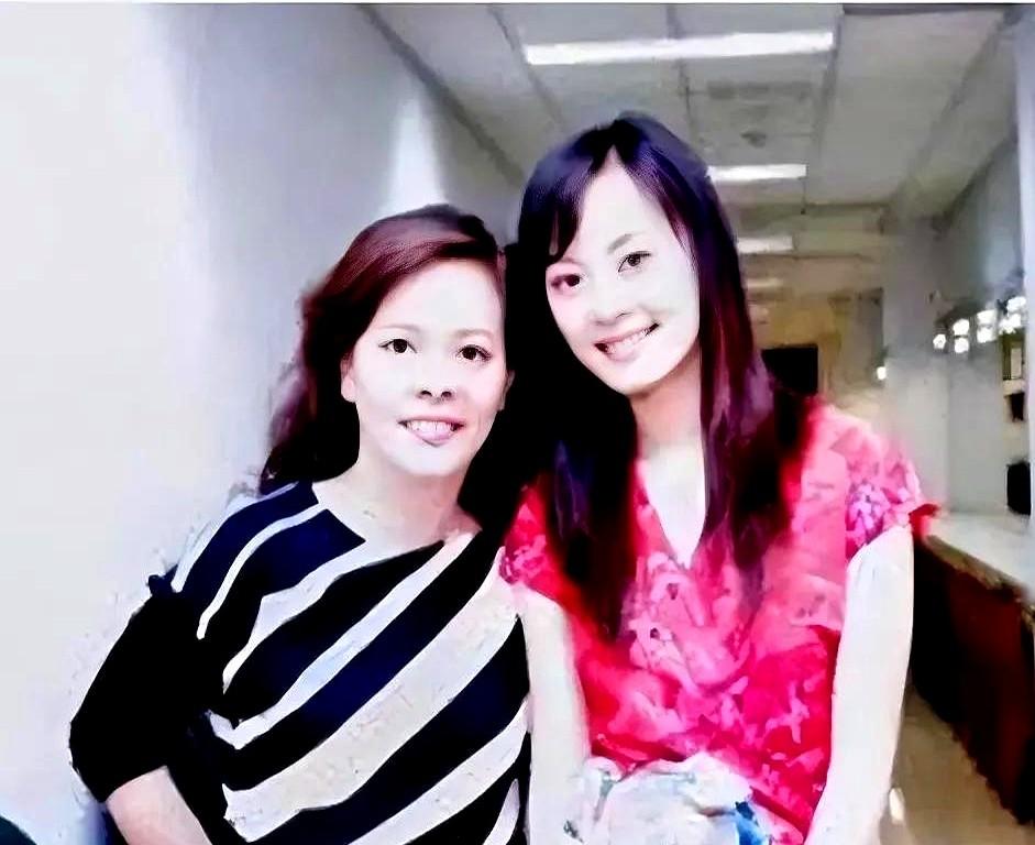 孙俪的爸爸保守懦弱，培养女儿，怕花钱，怕失败，安于普通人现状。

孙俪妈妈，不管