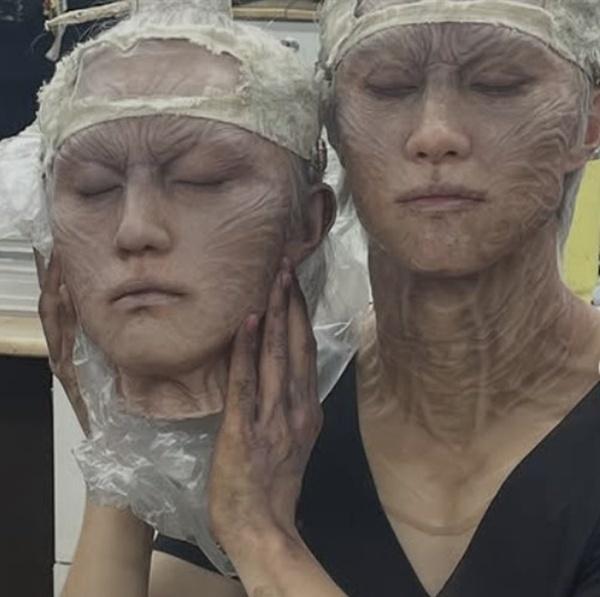 郭东延没想到拍摄《鬼谜东宫》会这么辛苦，甚至需要花4小时化妆特效妆容，以至于变成