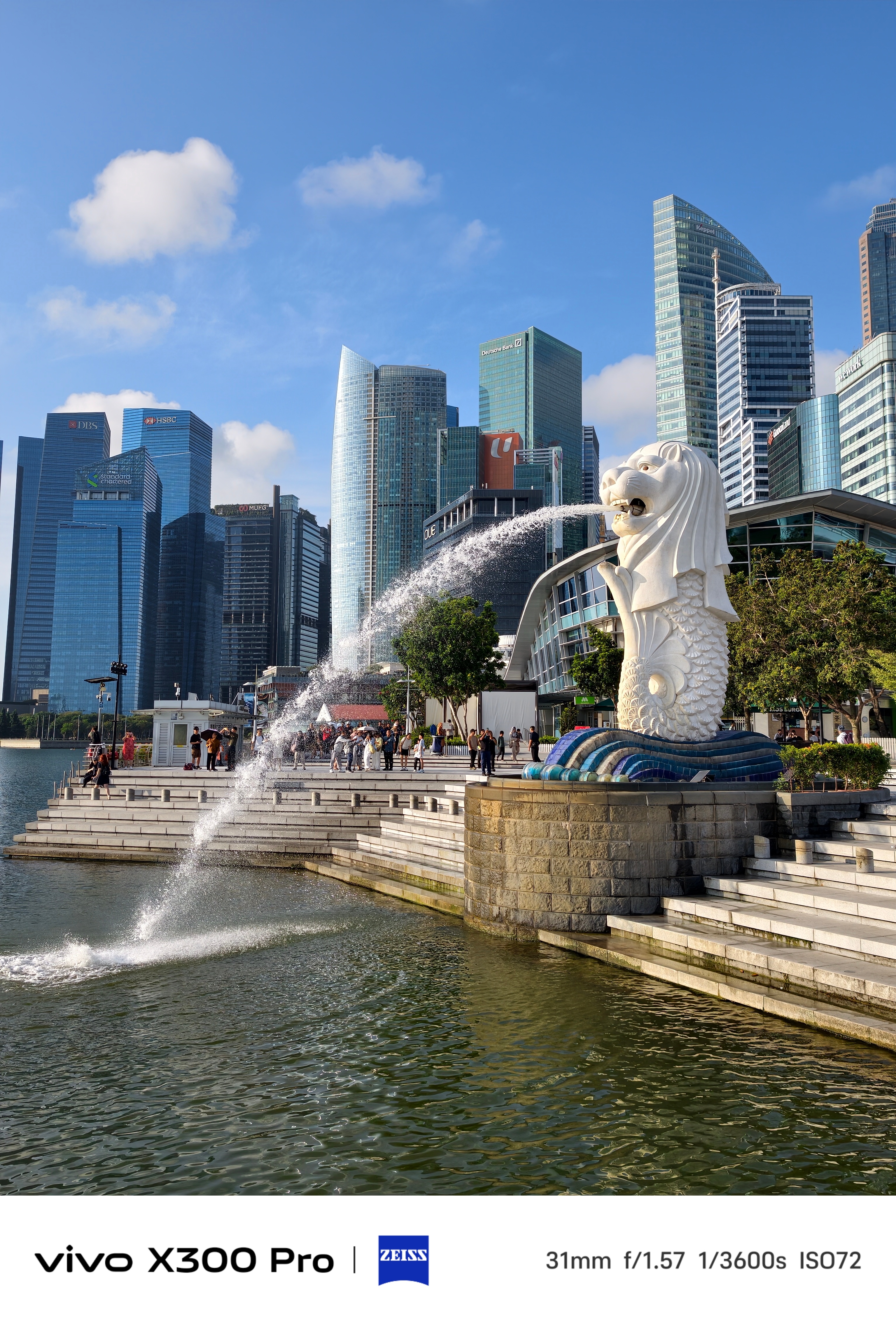 发点年前出去玩的库存新加坡🇸🇬这个地方给我最深的印象不是现代化的高楼大厦，而