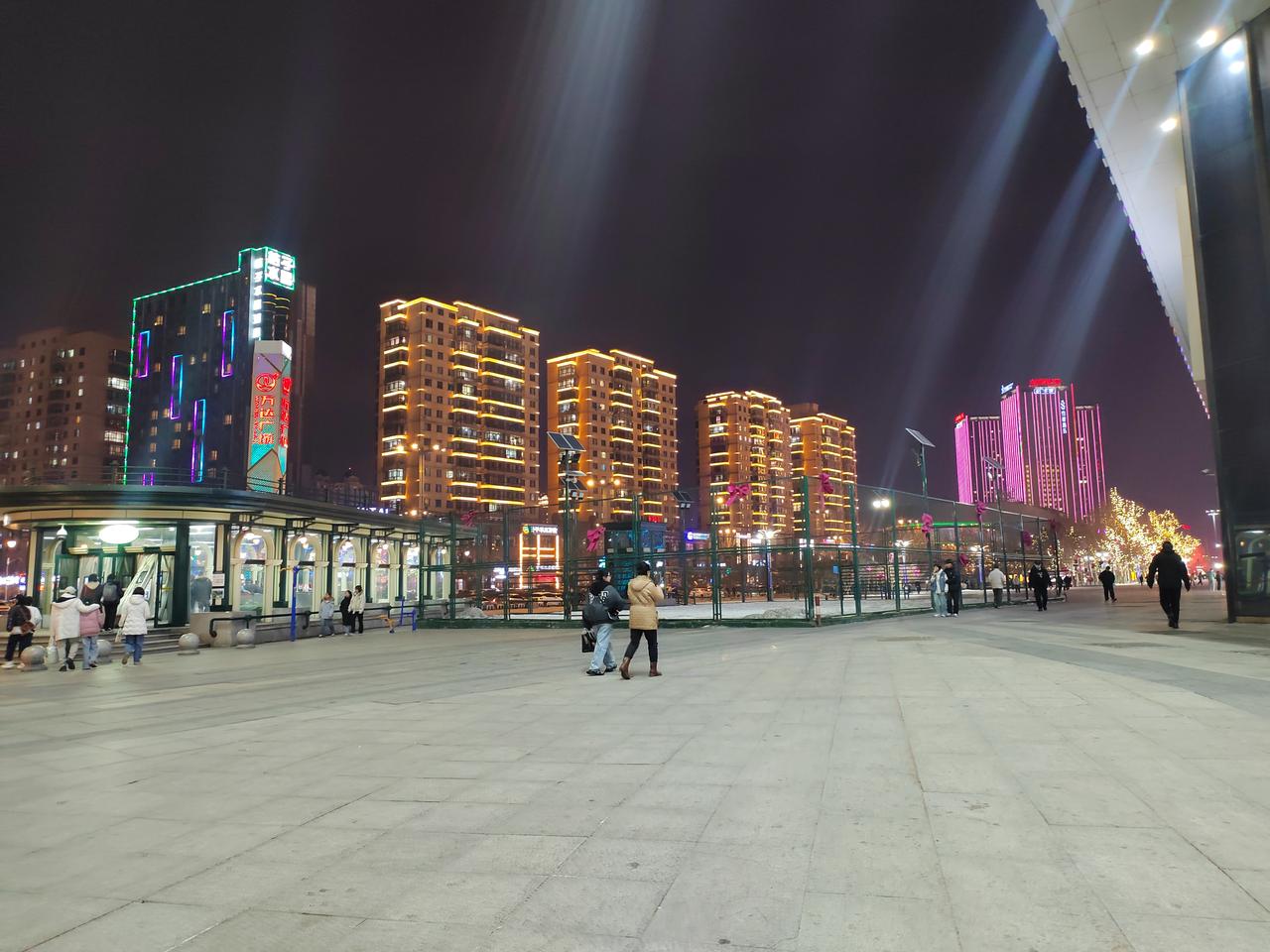 好消息，哈尔滨新增一座大型商场，它的名字叫做汇智金贸广场！
目前已经正式获批了，