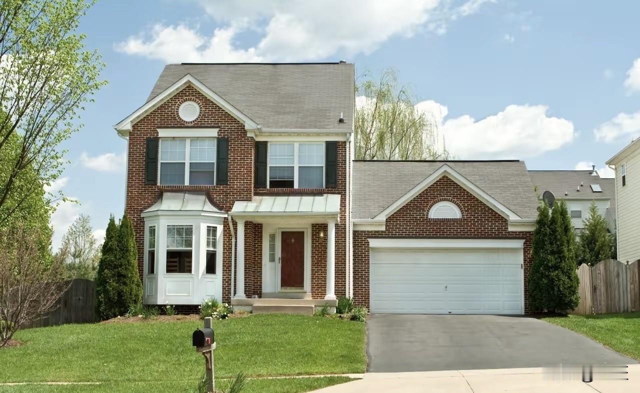 美国房地产市场持续疲软。
美国10月新屋开工数据创下2020年5月以来最低水平，