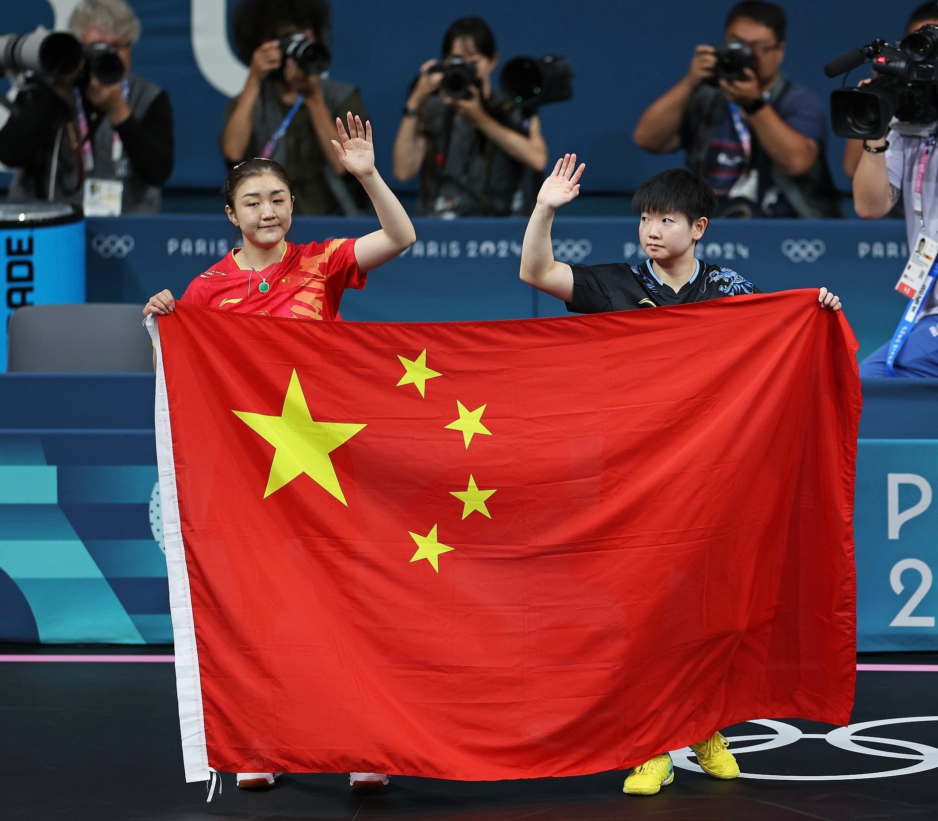 陈梦夺冠后感言：感谢现场为双方运动员加油的观众“非常意外和惊喜。过去3年输莎莎非
