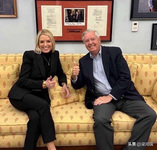 突发新闻：特朗普内阁前司法部长帕姆·邦迪（Pam Bondi）在共和党内部领导了
