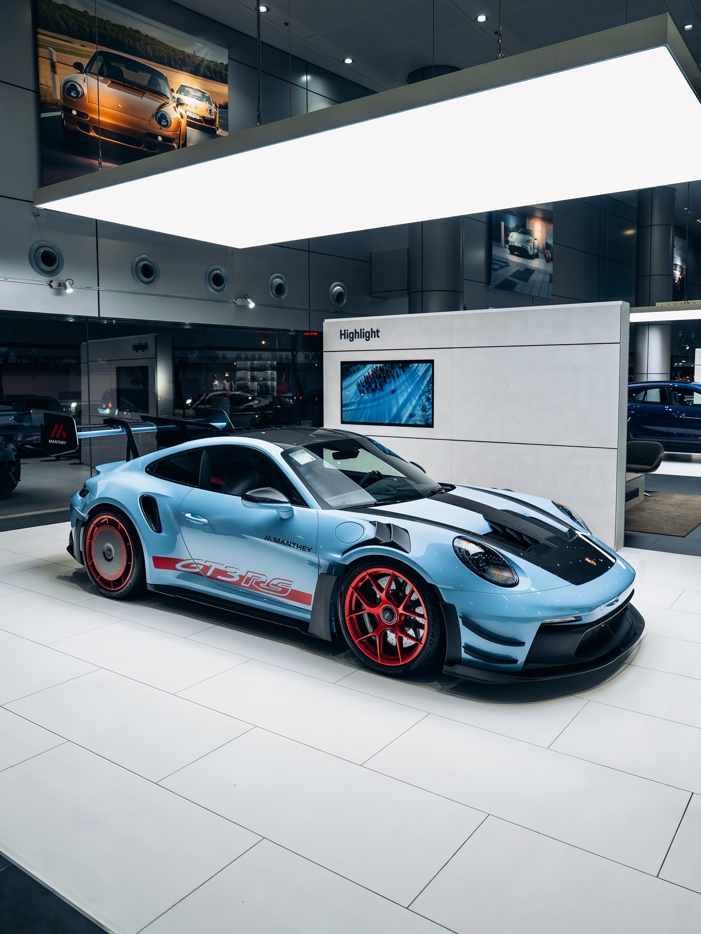 曼恩泰希赛车保时捷 911 GT3RS ..