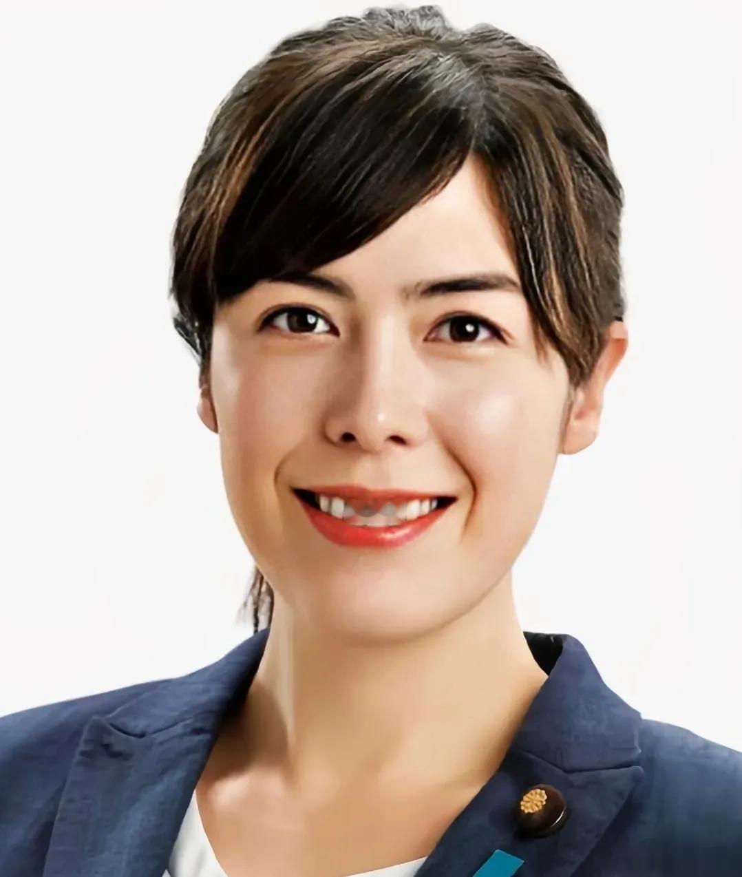 小野田纪美跳出来替高市早苗擦屁股了
她说中国老是用经济当成武器

小野田纪美不是