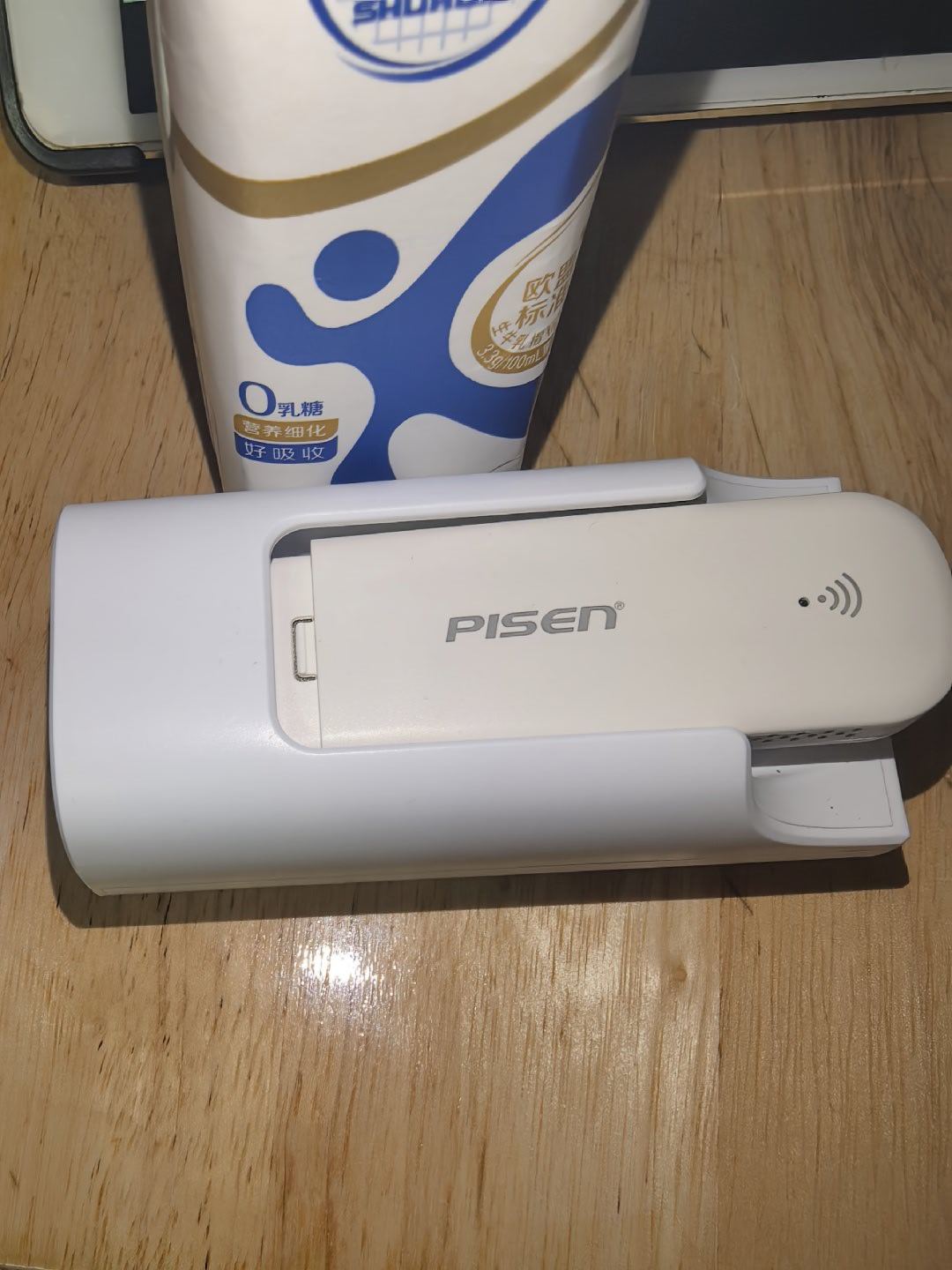 移动wifi最后还是买了你🏓前赞助商的，用了三天觉得还可以。 