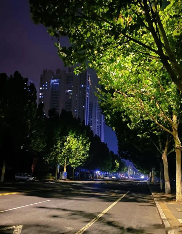 今天也就到这里了，接下来的时间也就留给实盘的朋友们的！！黄金 外汇 金价 晚安