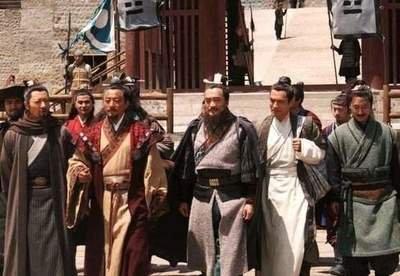 几版的电视剧水浒传都很不错，但有个问题，就是征辽国征田虎为啥不拍呢？难道是因为辽