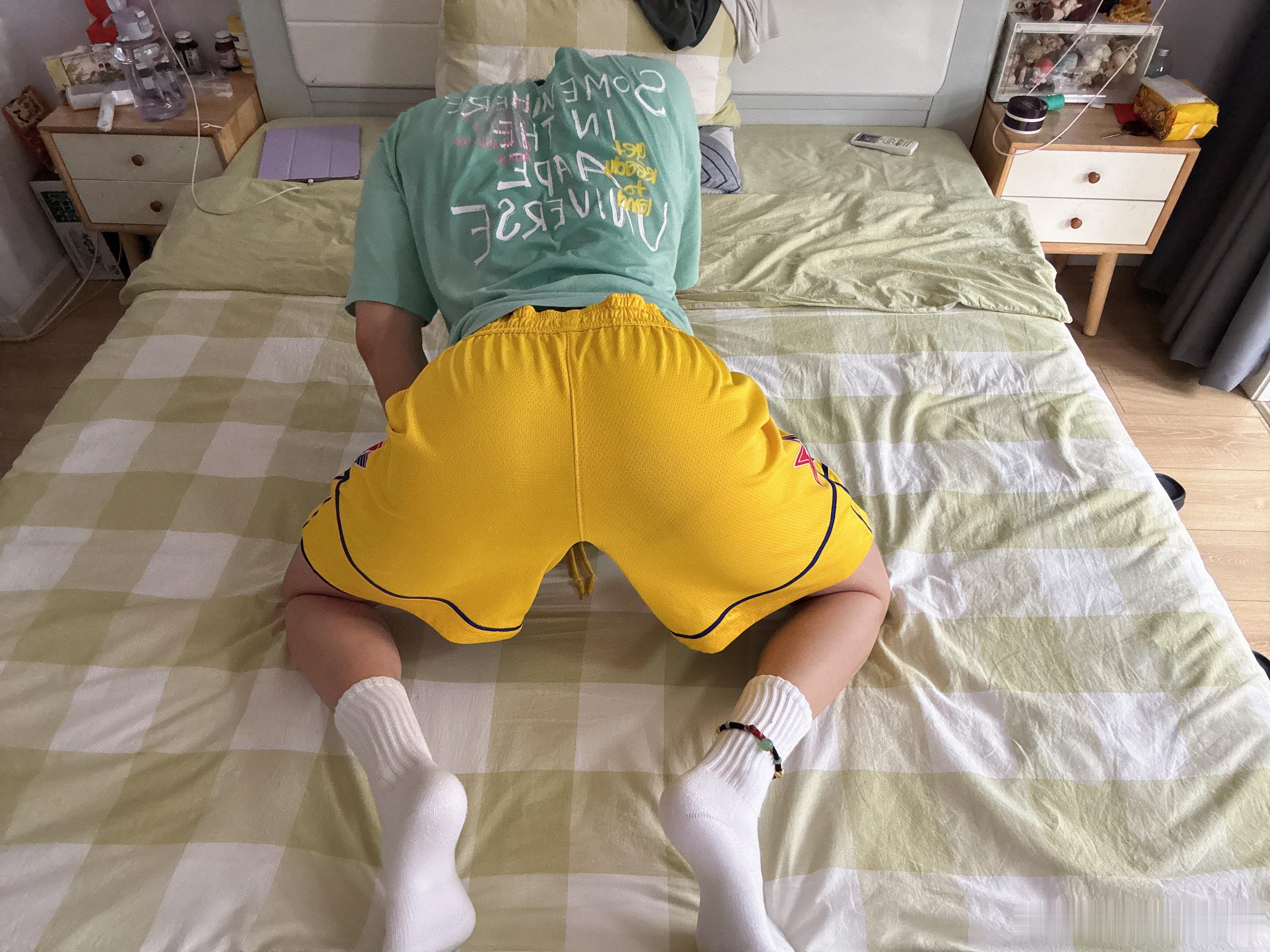 臀腿训练结束！ 