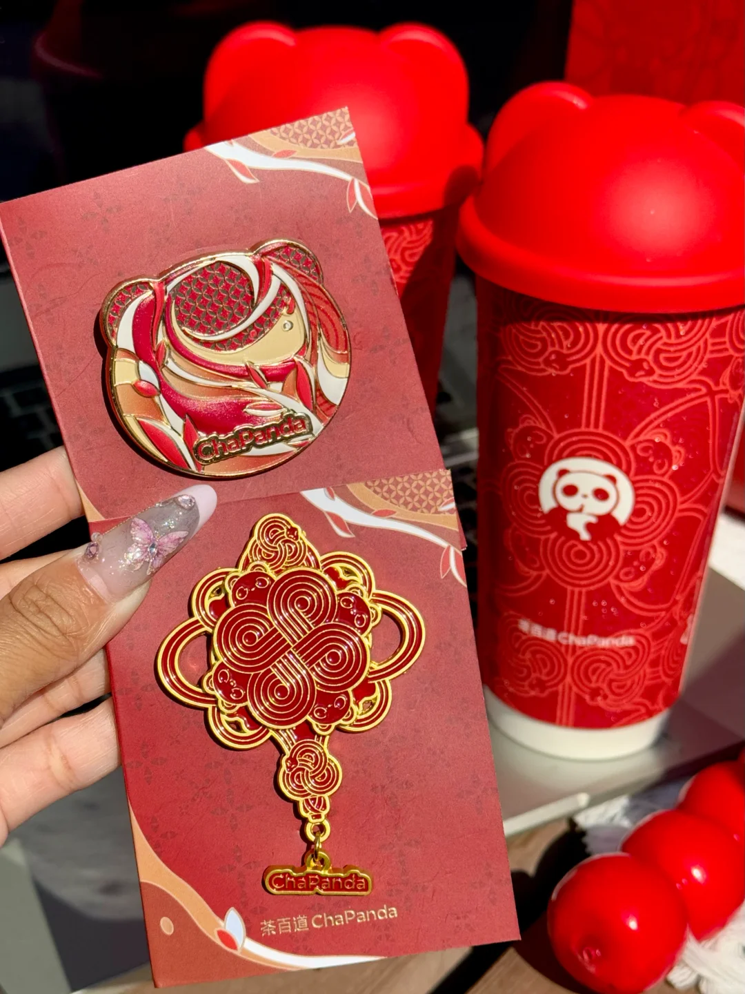 收藏党又有福了。。。茶百道新年徽章能转动！！