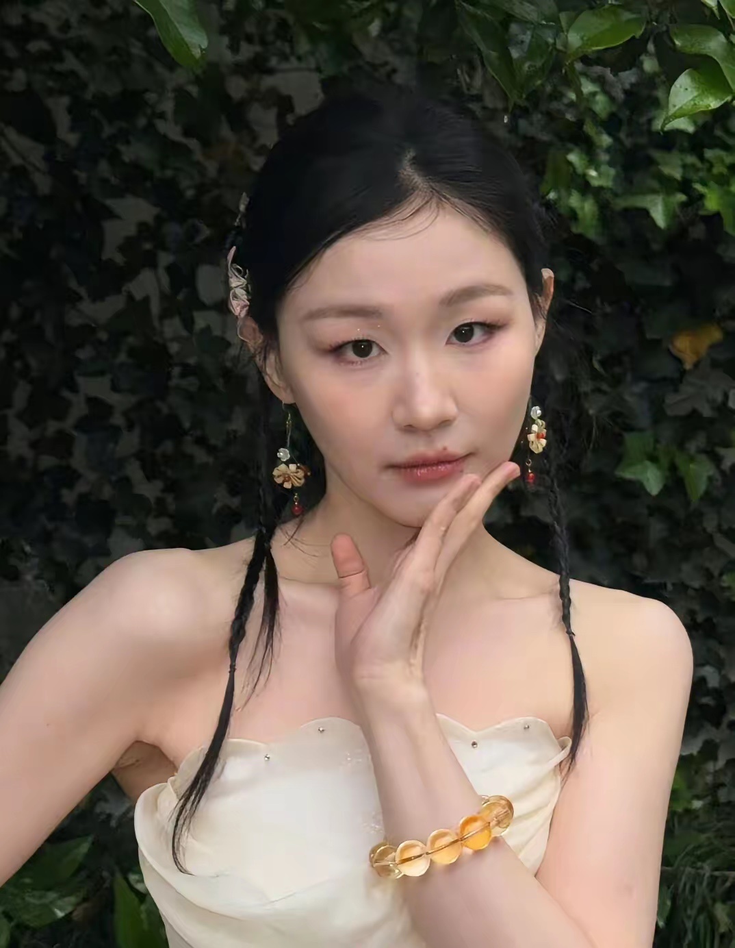 金靖：不要怀疑任何一张能进娱乐圈的脸！ 