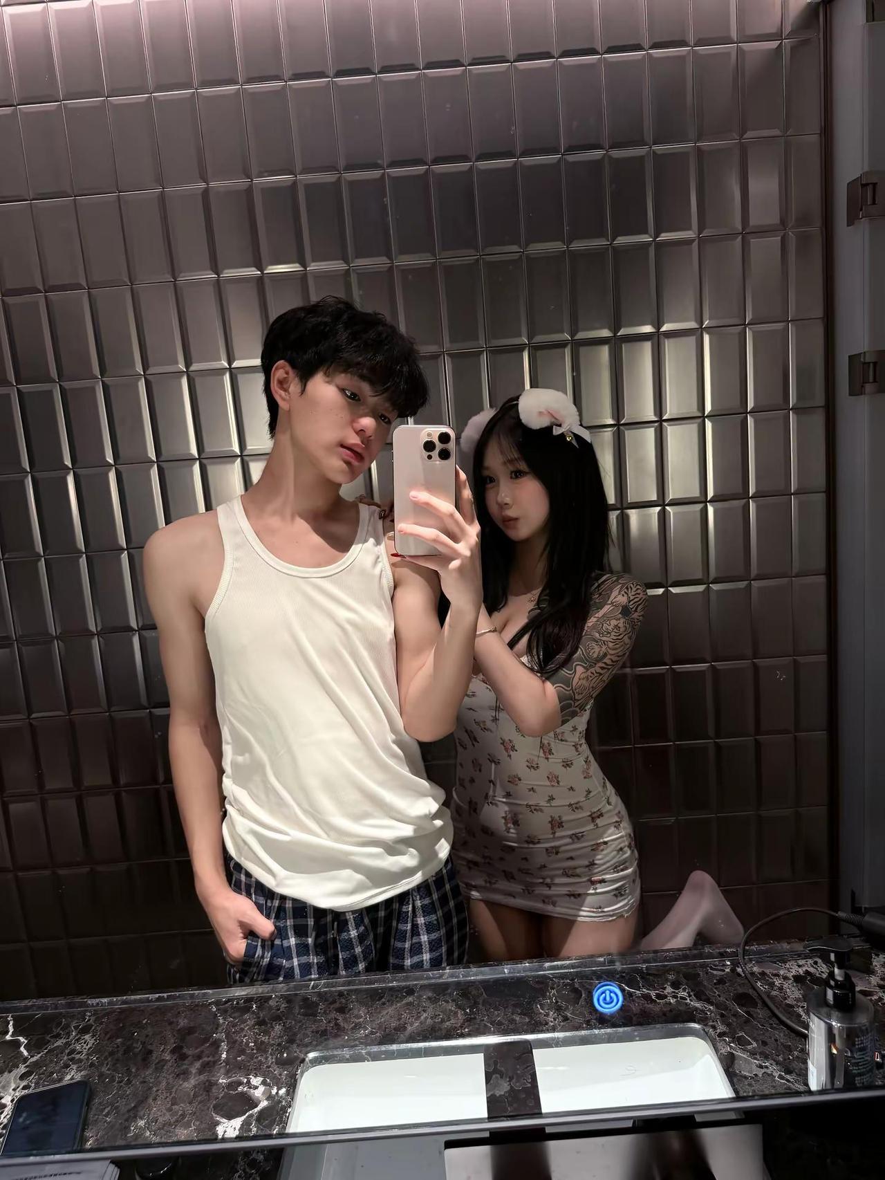 说什么又恨又爱 其实噩梦春梦全是我的脸吧