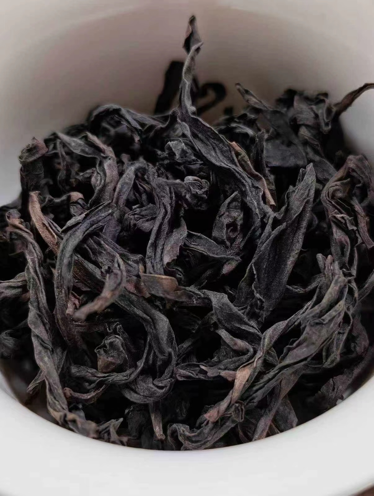品茶赏器交友  人间最美是清欢。不用大富大贵，不用轰轰烈烈，一杯茶，一段安静时光