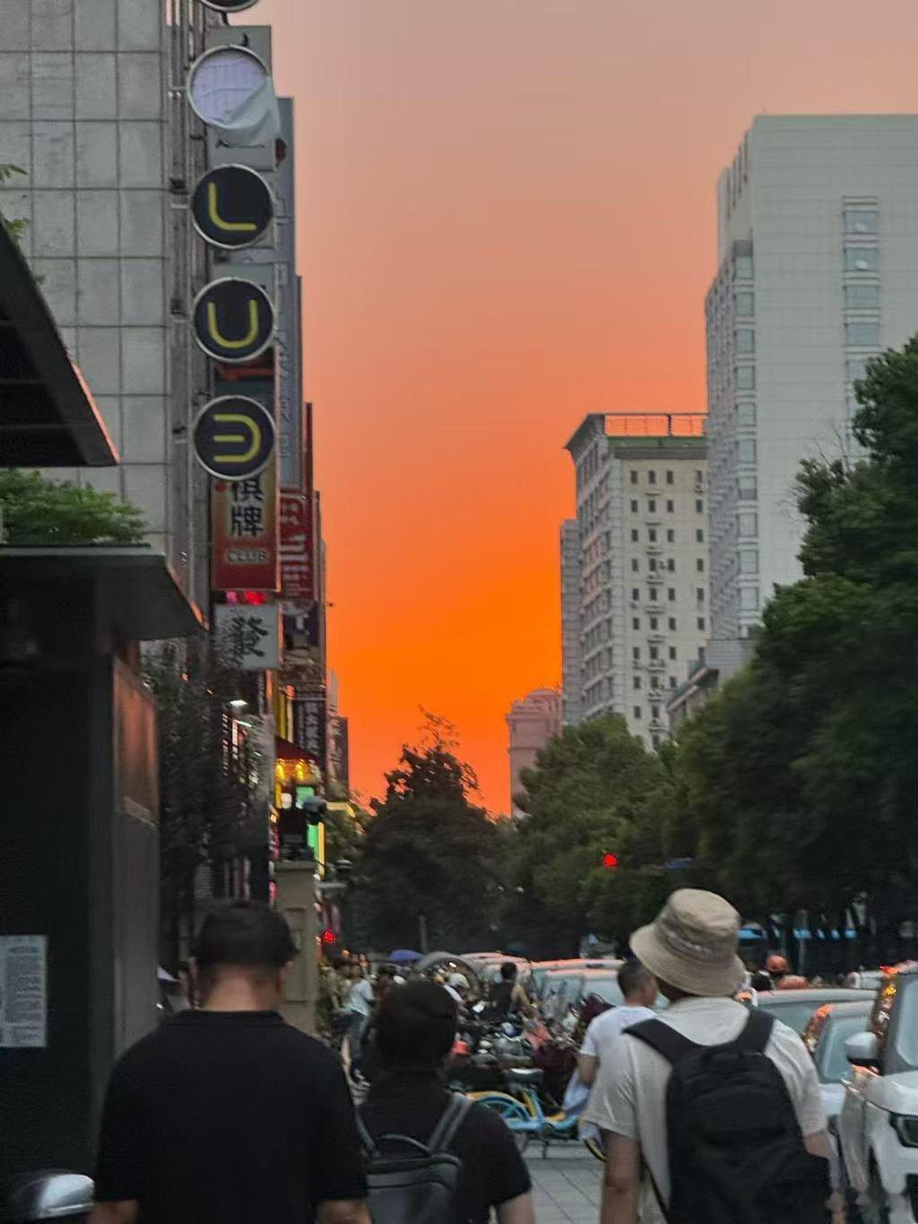就现在即梦接口价格横跳乱窜现在做seedance的代理，每天都在惊心动魄中度过。