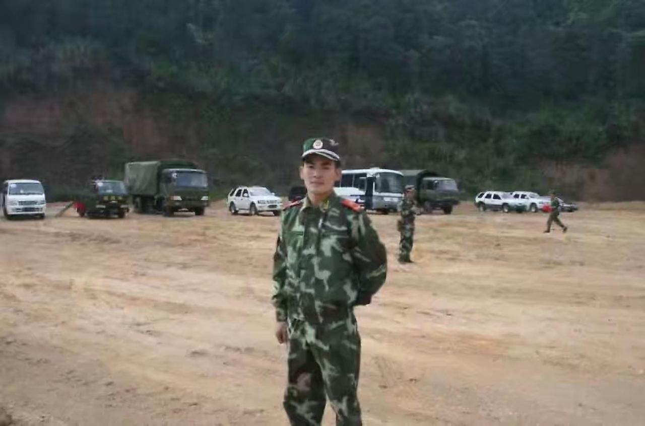 致敬军旅生涯，战友们，还记得你第1年的津贴是多少吗？我的80