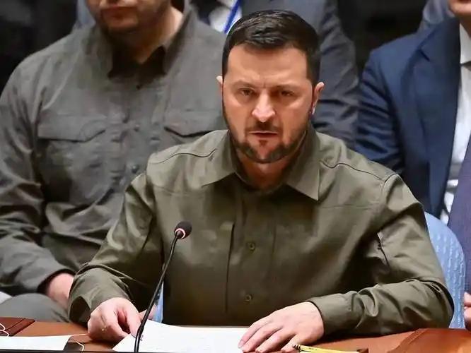 泽连斯基，重大宣布！！

当地时间3月30日，泽连斯基突然抛出重磅声明，一天内连