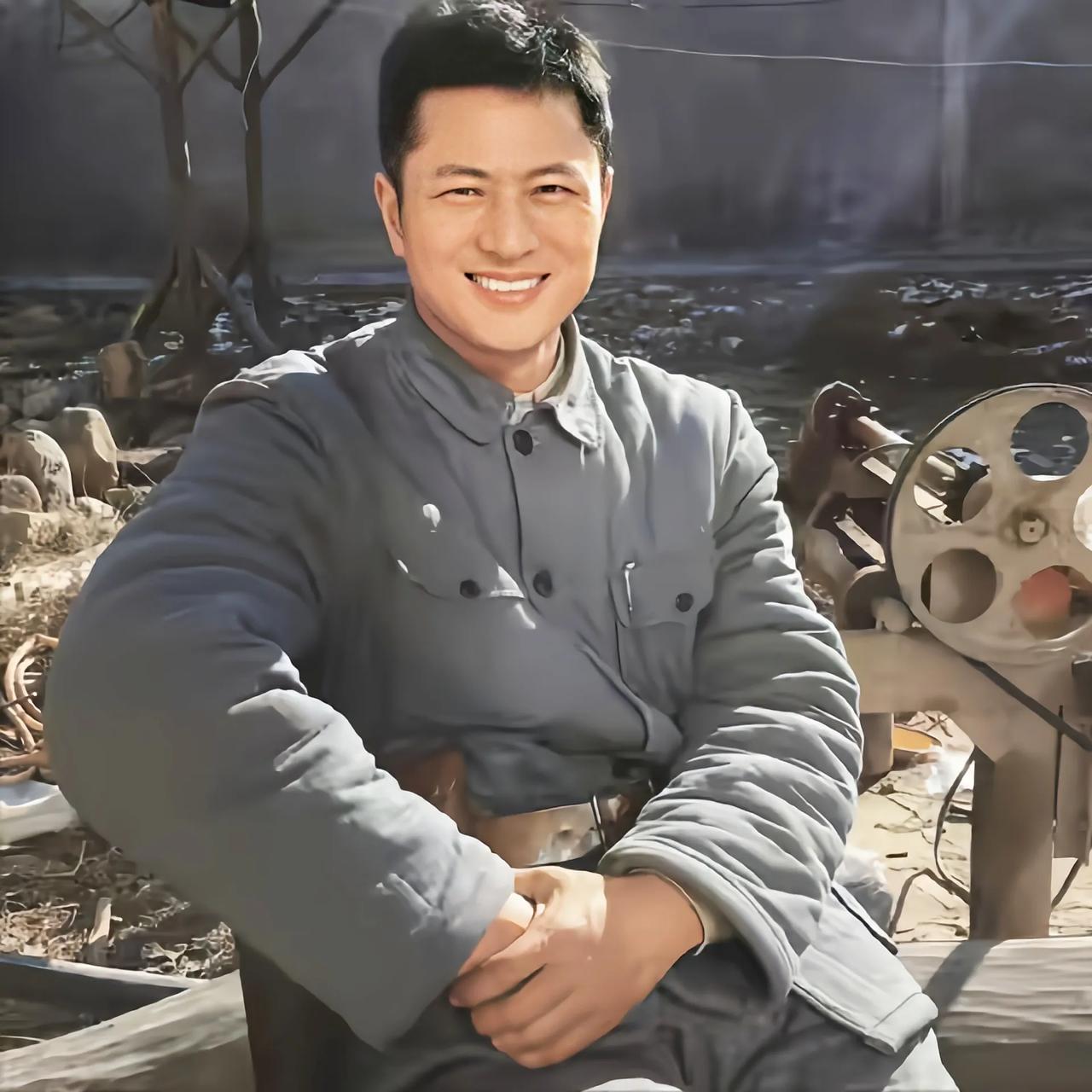 不炒作无绯闻戏红人不红男演员，颜值酷似年轻时候的陆毅和唐国强
在娱乐圈，总有那么